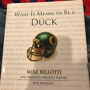 Oregon Ducks Collector Book